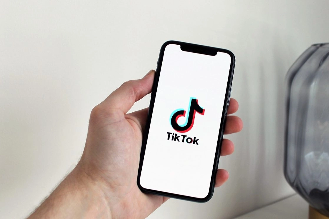 smartphone TikTok